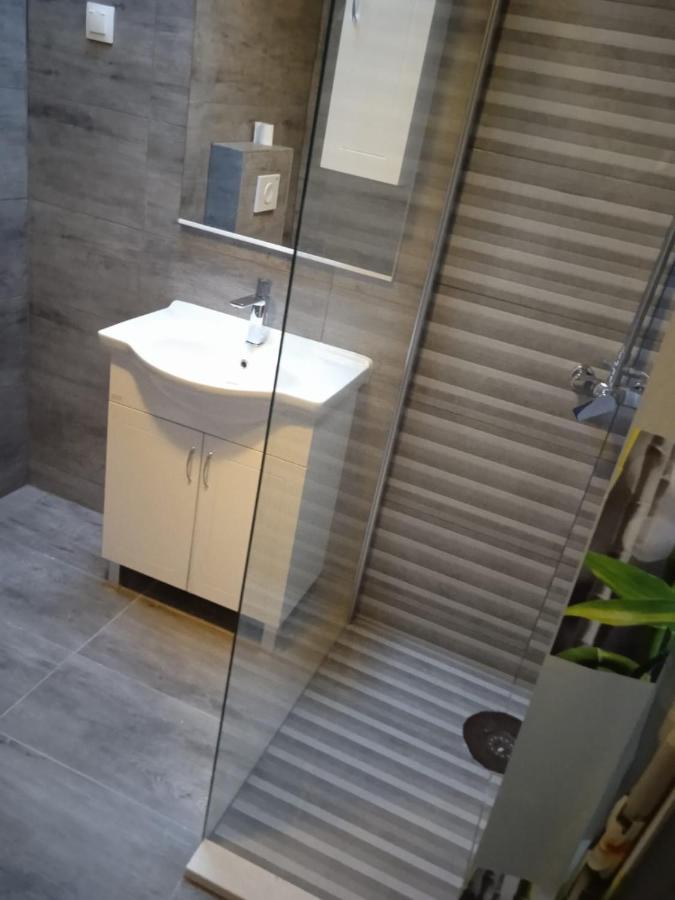 Ferienwohnung Schaefer Murter Exteriör bild